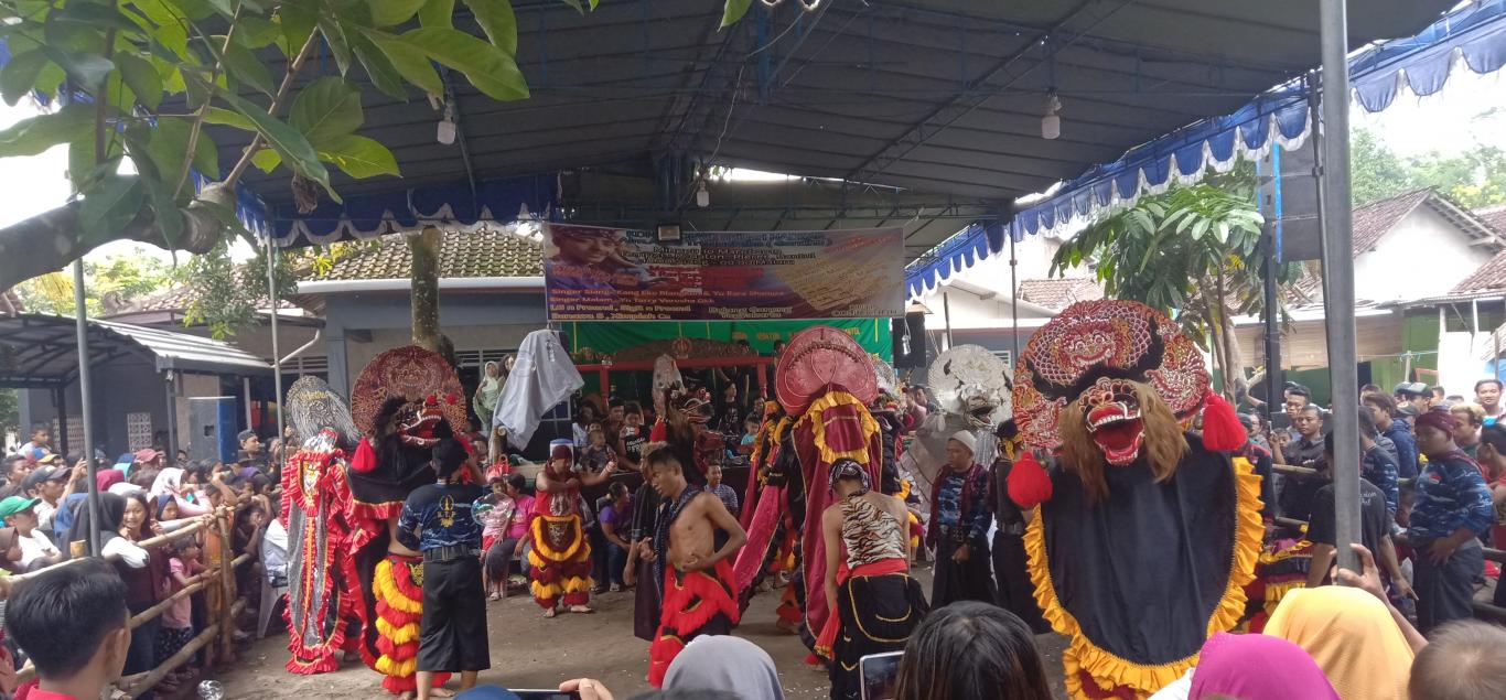 Pentas Kesenian Jathilan Jawa Timuran Kembali Diselenggarakan di Kedaton