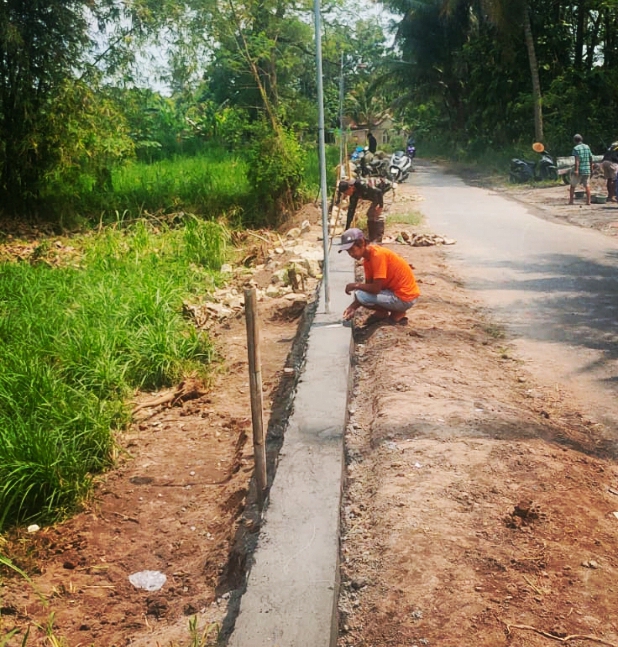 Foto Pembangunan 100%